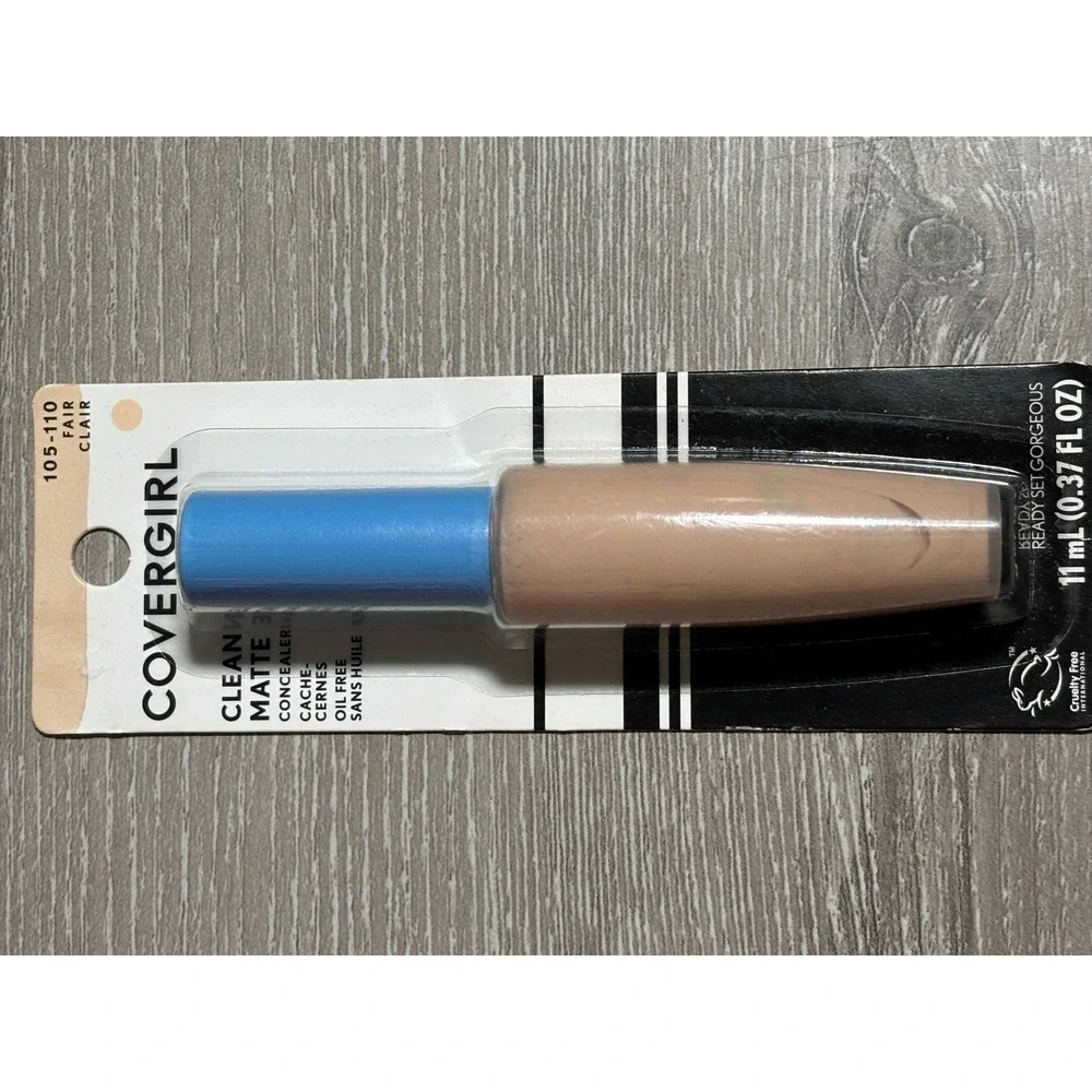 NEW Covergirl Clean Matte Concealer 105-110 Fair Clair Oil Free 0.37 fl oz New